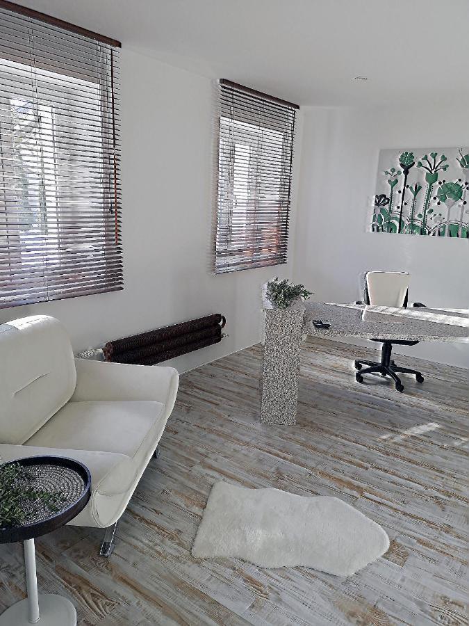 Münsing Nähe Starnberger See, schöne Ferienwohnung, Gästewohnung 125qm EG OG KONTAKTFREI Exterior foto