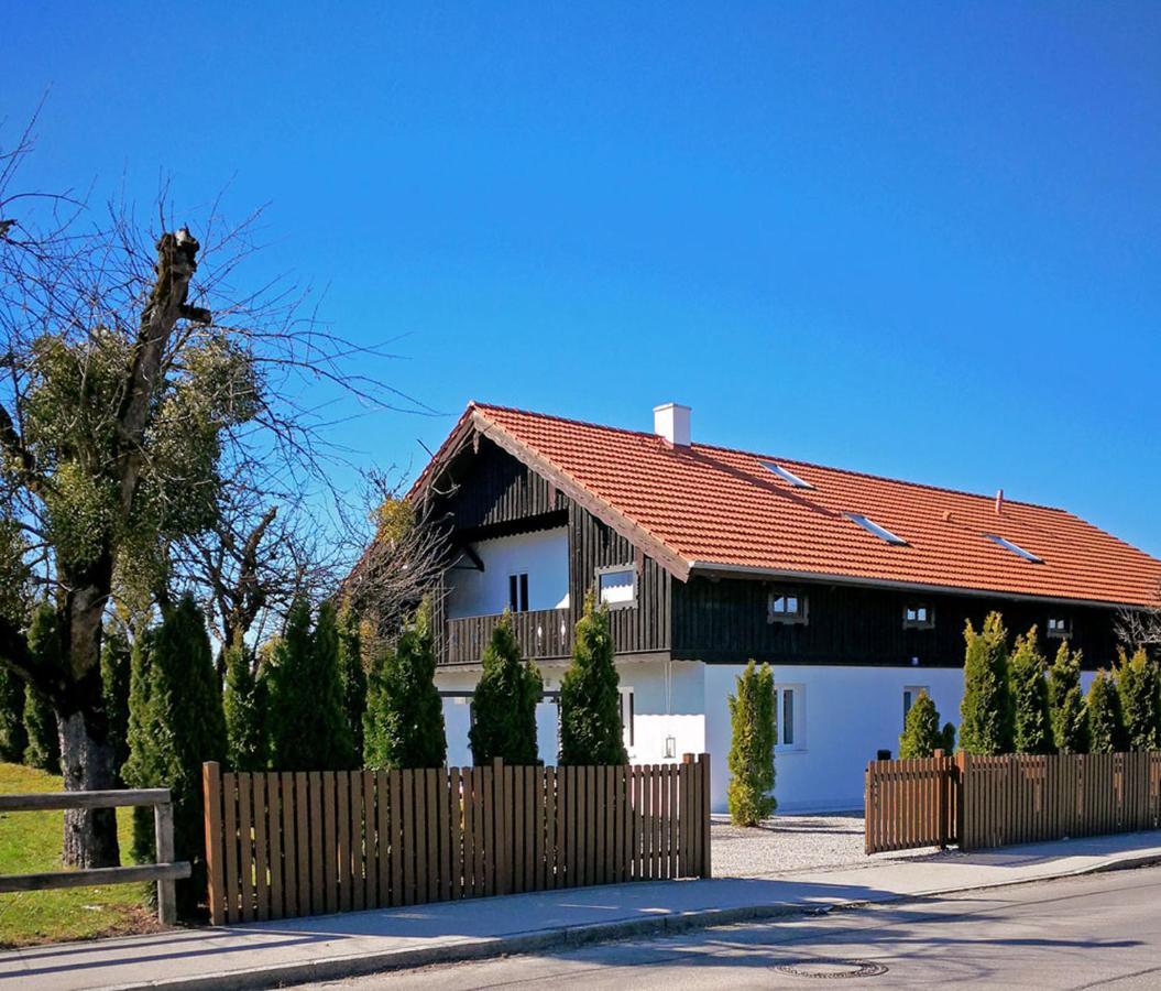 Münsing Nähe Starnberger See, schöne Ferienwohnung, Gästewohnung 125qm EG OG KONTAKTFREI Exterior foto